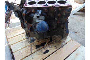 ENGINE BLOCK DOWN SHAFT PISTONS NISSAN NV200 1 5 DCI K9K Car type cargo vans passenger cars
