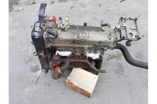 ENGINE POST ENGINE 1 2 8V FIAT GRANDE PUNTO 2010 FIAT Product weight with unit packaging 180 kg