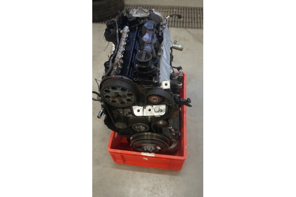 ENGINE D4204T8 VOLVO S60II V60 V40 V40CC Part manufacturer Volvo OE