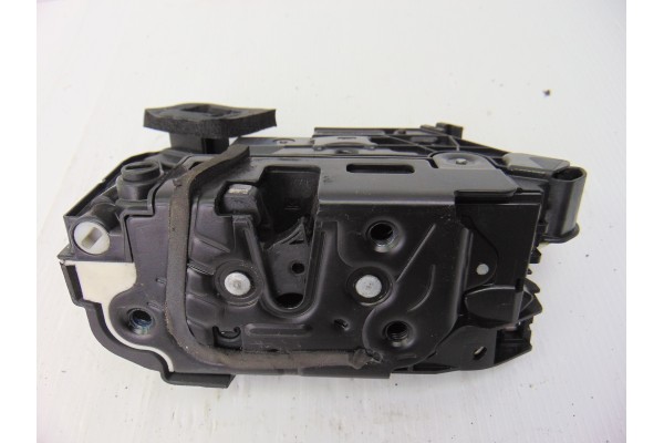 5E0839015A  CERRADURA PUERTA TRASERA IZQUIERDA SEAT TOLEDO (KG3) Reference 2014 5E0839015A 188833 SEAT - 2