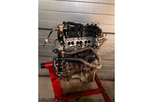 Ford Turneo Courier 2017 Engine