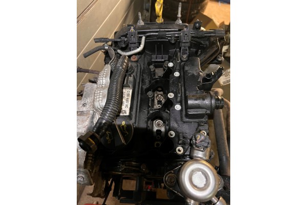 Ford Turneo Courier 2017 Engine Catalog number of the part 1