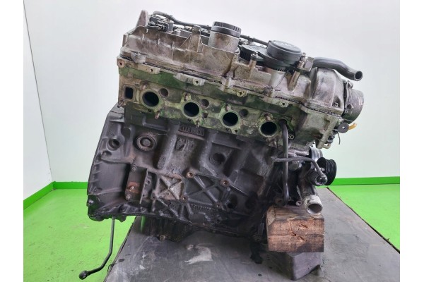 Engine post diesel Mercedes C class 2 2CDI 209K W203 2000 2007 CODE 611962 Car type passenger cars
