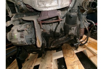 ENGINE COMPLETE POST ACCESSORIES PEUGEOT 206 1 1B Version European