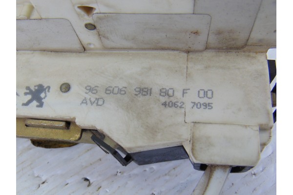 9660698180  CERRADURA PUERTA DELANTERA DERECHA PEUGEOT 407 ST Sport 2004 9660698180 193595 PEUGEOT - 2