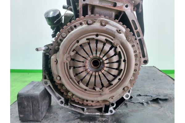 Engine post diesel Renault Modus 1 5DCI 85KM 20042012 CODE K9KT766 Car type passenger cars