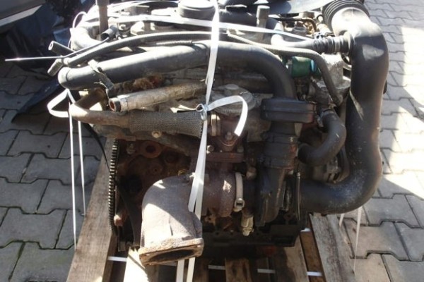 CHRYSLER VOYAGER IV 2 8 CRD ENGINE VM28C Part manufacturer Chrysler OE