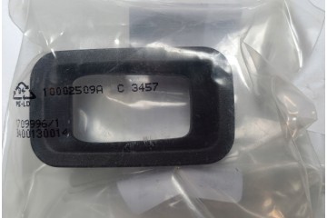 MERCEDES C CLASS W205 STATION WAGON TOWBAR MODULE Product weight with unit packaging 1 kg
