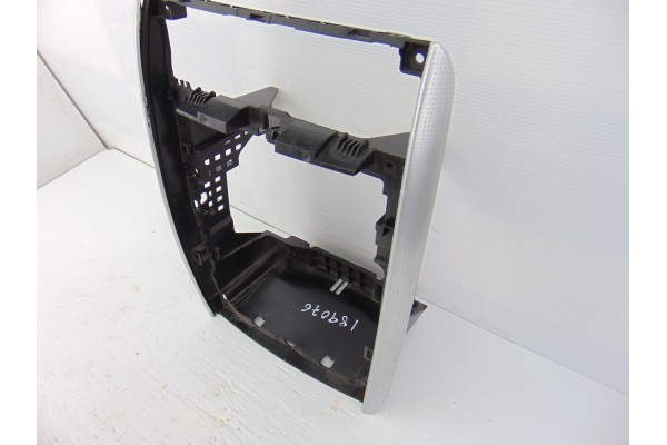 SALPICADERO CONSOLA CENTRAL MERCEDES-BENZ CLASE A (BM 169)