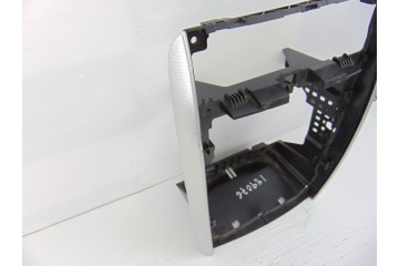 SALPICADERO CONSOLA CENTRAL MERCEDES-BENZ CLASE A (BM 169)