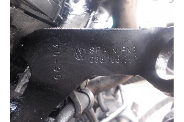 Accesorios de soporte del motor 1.9 TDI Audi A4 B5 038103373R