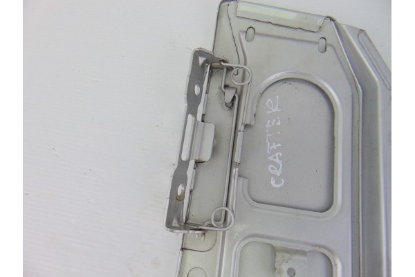 PLATA TAPA EXTERIOR COMBUSTIBLE VOLKSWAGEN CRAFTER FURGÓN (2E) Caja cerrada 35, batalla larga con techo super alto 2007 PLATA 18