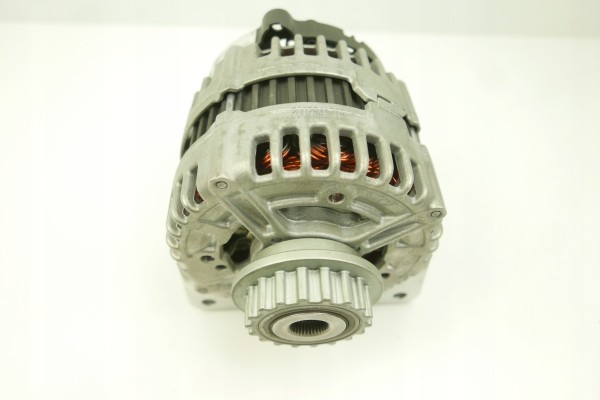 Alternator Hella 8EL 011 712 011 Catalog number of the original VW 070 903 024 VW 070 903 024 B VW 709 031 39