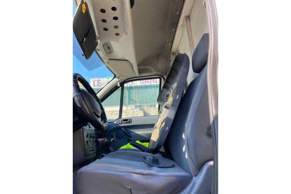 FORD TOURNEO CONNECT (TC7) Kombi B. corta (2006)