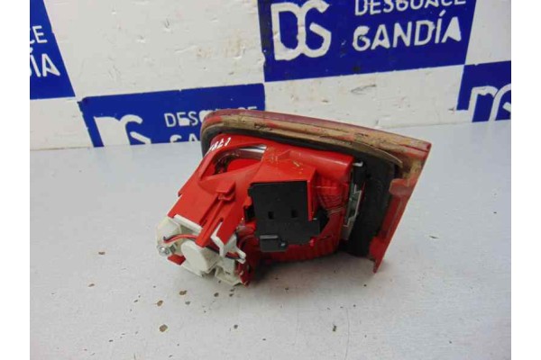 8P4945093D PILOTO TRASERO IZQUIERDO INTERIOR AUDI A3 SPORTBACK (8PA) 1.9 TDI Attraction 2009 8P4945093D 178624 AUDI - 2