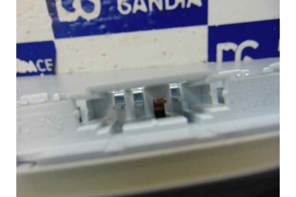 LUZ INTERIOR MERCEDES-BENZ CLASE C (BM 204) BERLINA