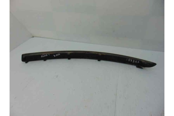 7166586 MOLDURAS DELANTERAS BMW SERIE 1 BERLINA (E81/E87) 118d 2008 7166586 187300 BMW - 1
