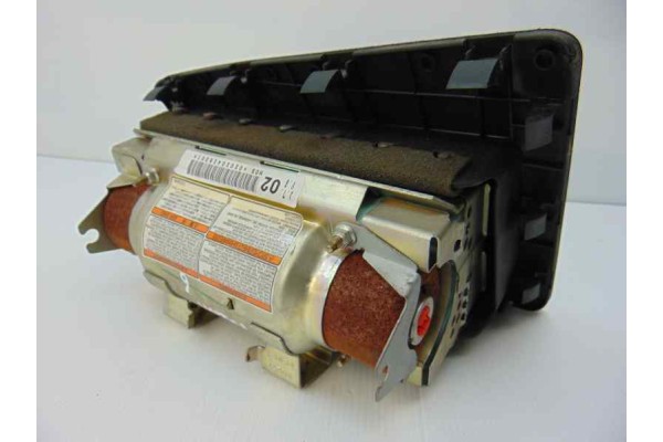  AIRBAG DELANTERO DERECHO MAZDA 6 BERLINA (GG) 2.0 CRTD 120 Active (5-ptas.) 2004 187596 MAZDA - 3