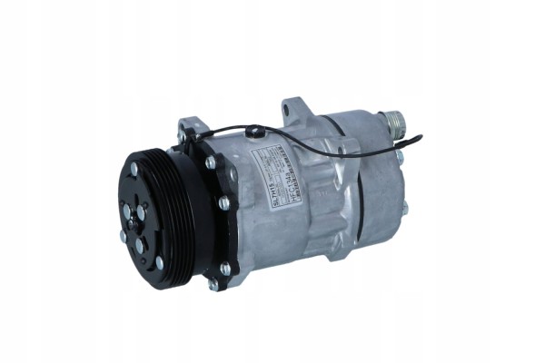 Air conditioning compressor NRF 32779