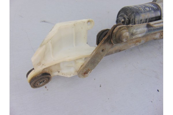 4 PIN MOTOR LIMPIA DELANTERO NISSAN MICRA (K12E)