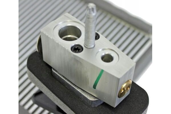 Evaporator air conditioning MAHLE AE 119 000P Quality of parts according to GVO Q original with factory logo OEM OES
