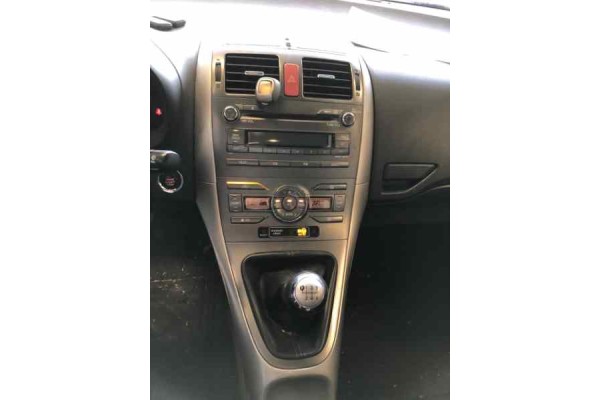 TOYOTA AURIS (E15) Sol
