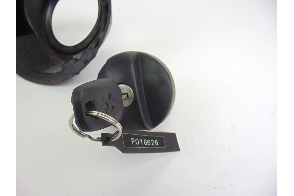 9807206080 TAPA EXTERIOR COMBUSTIBLE PEUGEOT 208
