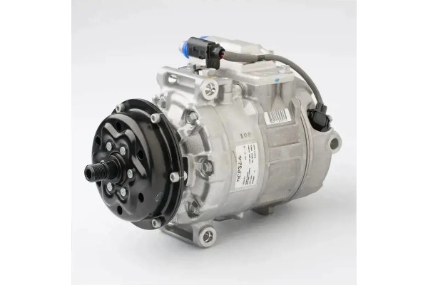 COMPRESSOR AIR CONDITIONING COMPRESSOR DCP32006 DENSO VW Quality of parts according to GVO Q original with factory logo OEM OES