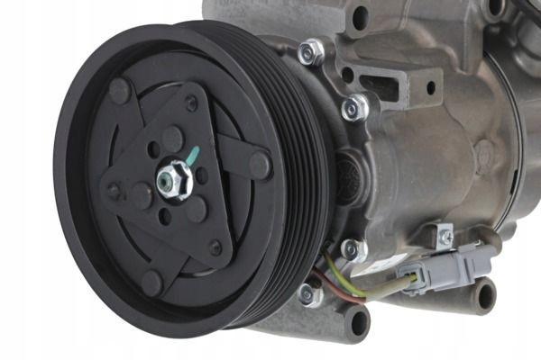 VALEO AIR CONDITIONING COMPRESSOR Car type buses cargo vans passenger cars
