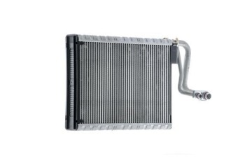 Evaporador Mahle AE 104 000P para instalación de aire acondicionado