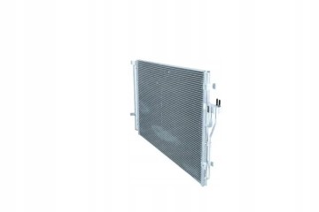 NRF 350649 Condensador de aire acondicionado