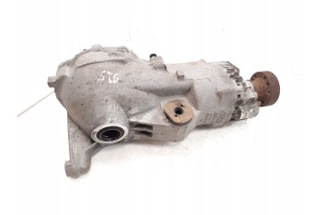 2005 Volvo XC90 Rear differential P30759533