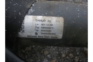 MERCEDES SPRINTER W906 VW CRAFTER BRIDGE REAR 46 11 LARGE HEAD A9063506700 Car type cargo vans passenger cars