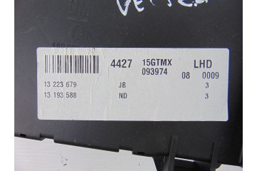 13223679 CAJA RELES / FUSIBLES OPEL VECTRA C BERLINA Elegance 2006 13223679 190017 OPEL - 2