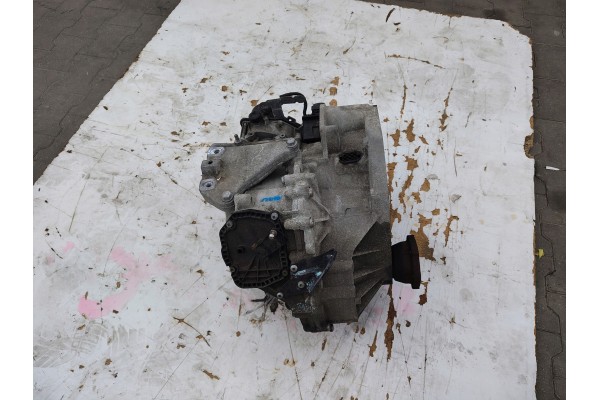 GEARBOX NAU VOLKSWAGEN JETTA 1 4 TSI DSG Catalog number of the part SKRZYNIA BIEGOW NAU VOLKSWAGEN JETTA 1 4 TSI DSG