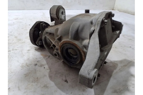 Rear reducer MERCEDES BENZ E W212 A2043500414 2 1L diesel 2014 Part manufacturer Mercedes Benz OE