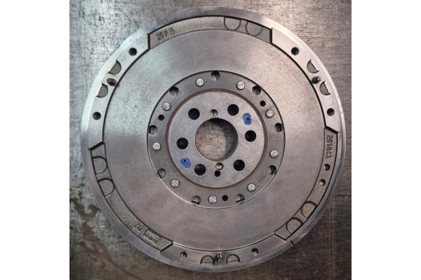 DUAL MASS WHEEL FIAT BRAVO PUNTO STILO 1 9 JTD MULTIJET OE 55209116 836034 Packaging status original
