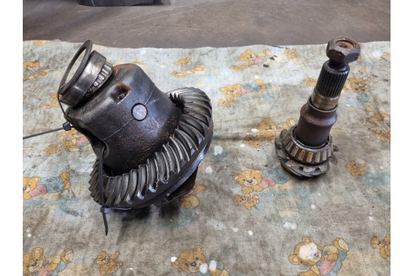 DIFFERENTIAL BASKET AND ATTACK D44 QD 3 55 JEEP GRAND CEHROKEE WJ Catalog number of the part 5019855AA