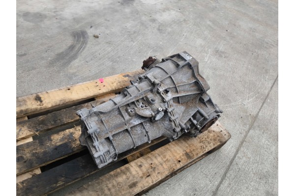 MANUAL GEARBOX AUDI A4 B8 A5 8T LIFT 2 0 TDI NSX DAMAGED Car type passenger cars