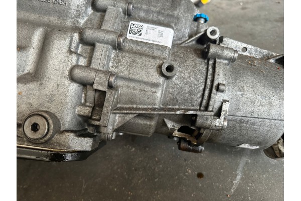 VW 4 2 V8 GEARBOX AUTOMATIC LCM WARRANTY Part manufacturer Volkswagen OE