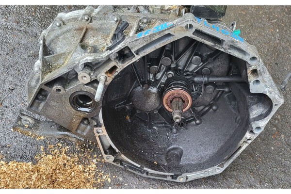 RENAULT SCENIC III 1 6 16V GEARBOX TL4028