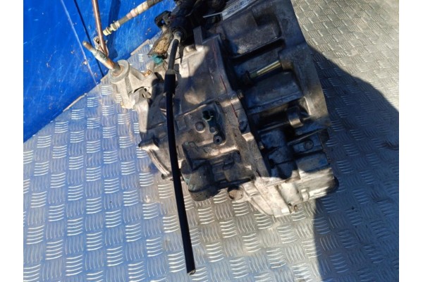 ESPACE IV 3 0DCI AUTOMATIC TRANSMISSION SU1 022 8200377292 Transmission type automatic