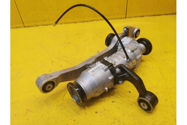 Mercedes Benz VITO W639 LIFT BRIDGE DIFFERENT FRONT 4x4 A6393300402 NEW Quality of parts according to GVO O original with manufa