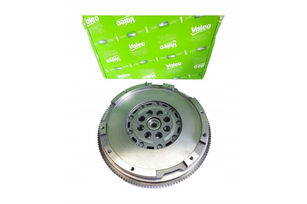 TWO MASS WHEEL VALEO MERCEDES SPRINTER B901 B902 B903 B904 2 2 CDI 2 7 CDI