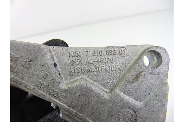 7810698 SOPORTE BOMBA INYECCION BMW SERIE X1 (E84) sDrive 18d 7810698 205101 BMW - 3