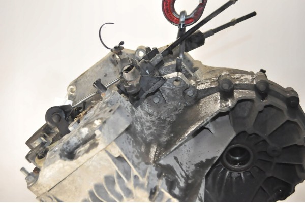 VOLVO S60 II V60 I 1 6 D2 114HP TRANSMISSION 6 GEARS BG9R 7002 JCD 163tys km Catalog number of the part BG9R 7002 JCD