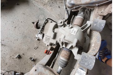 Rear differential Ford Kuga I 6530104100
