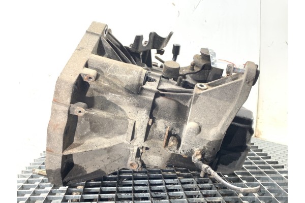 GEARBOX SUZUKI SX4 79J2 1 6 107KM Transmission type not specified