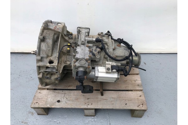 IVECO EUROCARGO TECTOR GEARBOX ZF ECOLITE 6S700T0 504271626