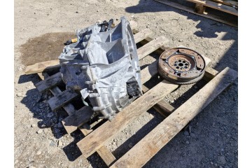 BMW f44 f40 1 5i automatic transmission 9884617 Transmission type automatic